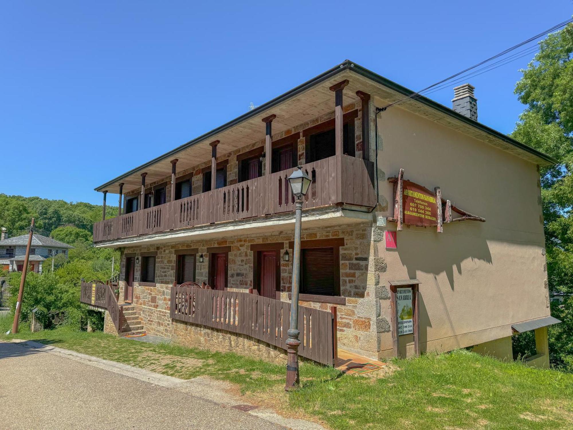 גלנדה Apartamentos Sanabria מראה חיצוני תמונה